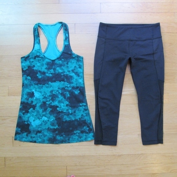 Ladies Lululemon Two Athletic Workout Top & Crop Leggings - Picture 1 of 14